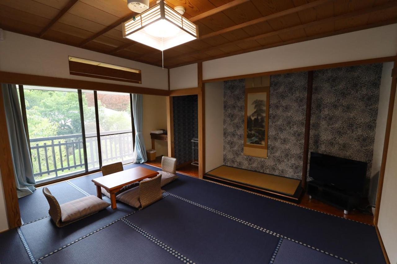 Onsen & Garden -Asante Inn- Hakone Bagian luar foto