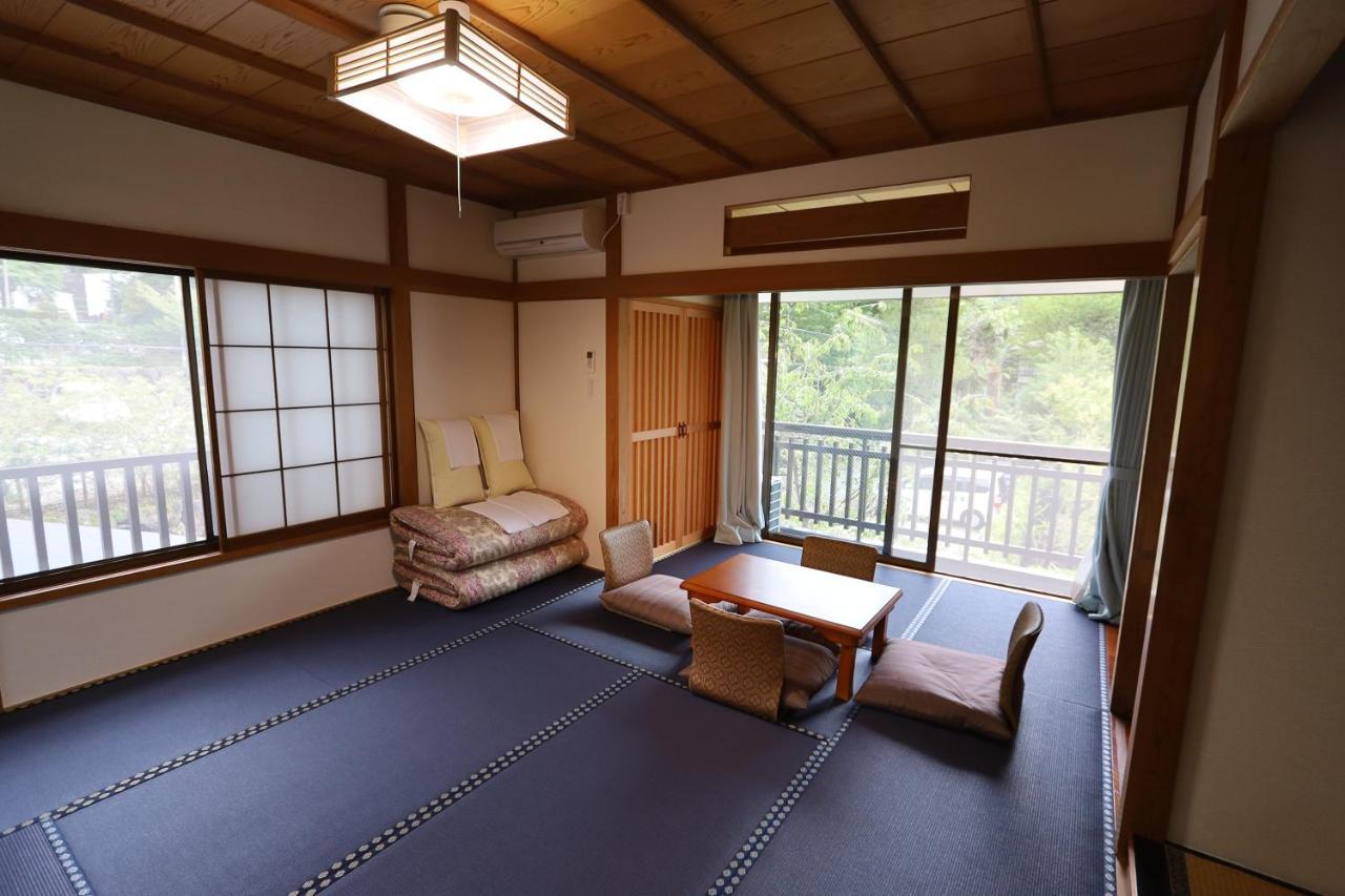 Onsen & Garden -Asante Inn- Hakone Bagian luar foto