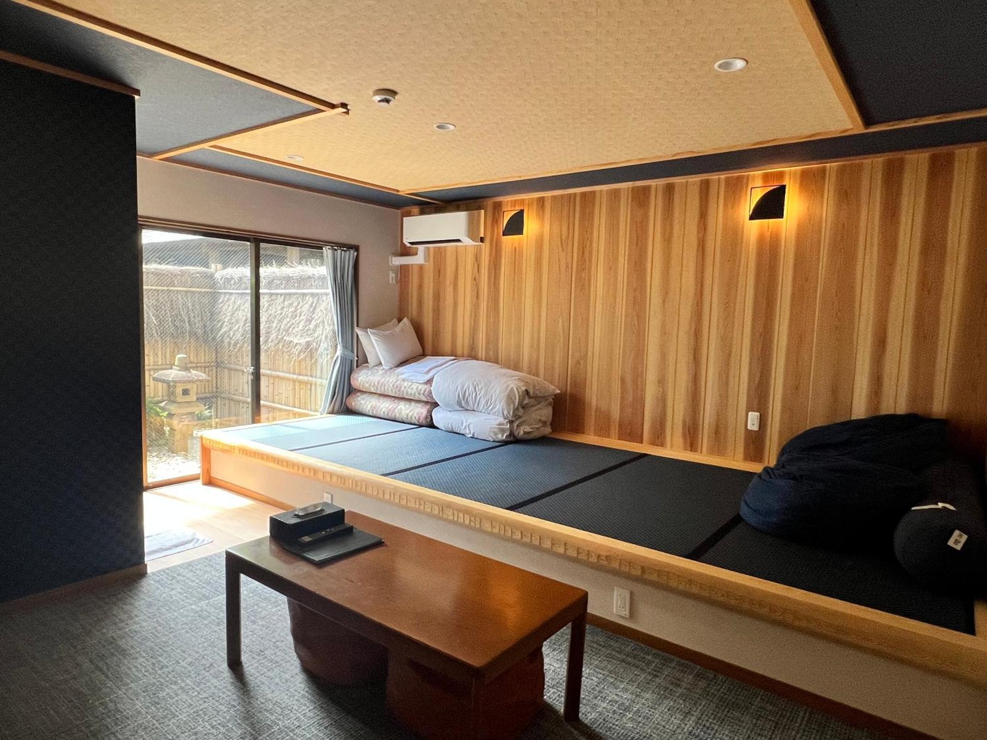 Onsen & Garden -Asante Inn- Hakone Bagian luar foto