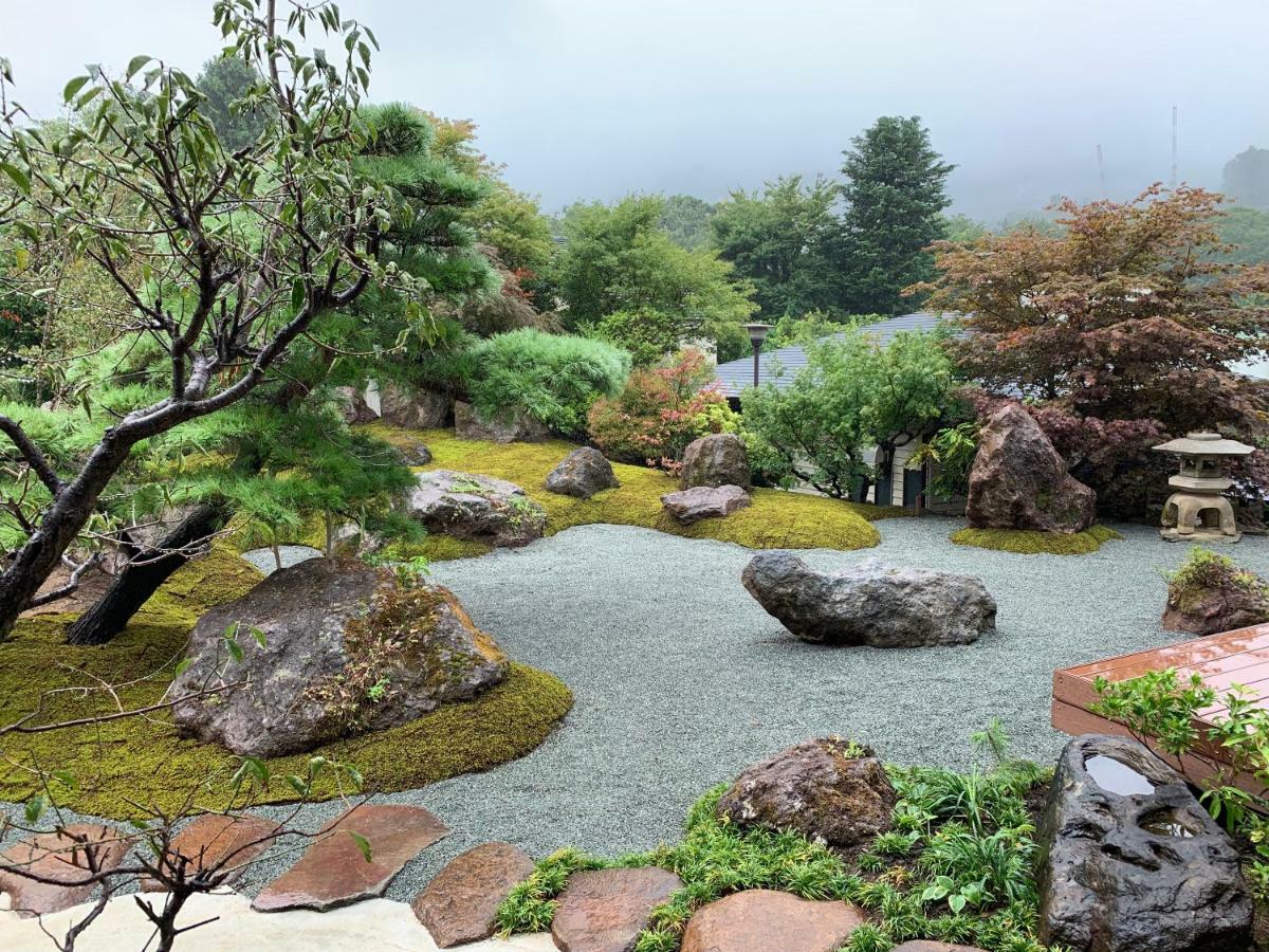 Onsen & Garden -Asante Inn- Hakone Bagian luar foto