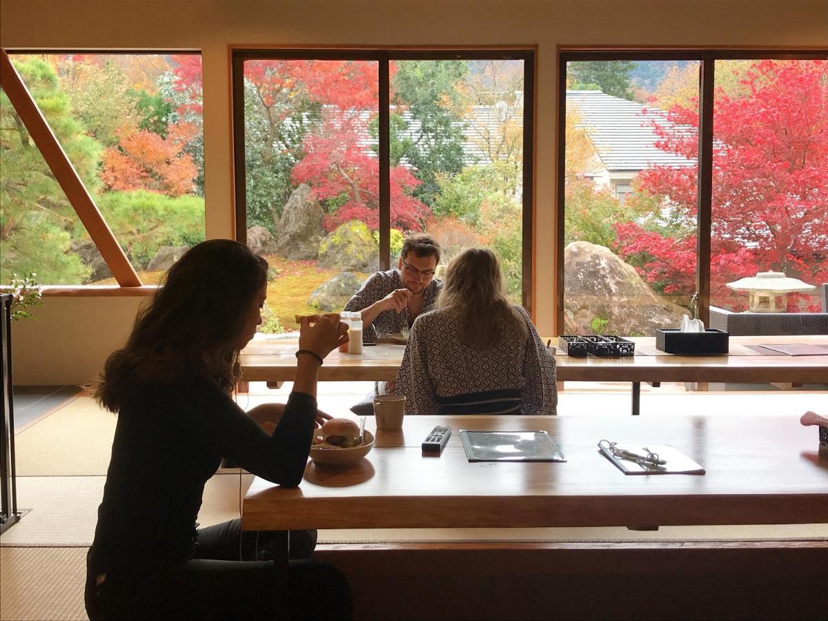 Onsen & Garden -Asante Inn- Hakone Bagian luar foto